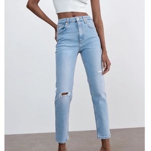 NWOT ZARA SLIM FIT HI-RISE RIPPED JEANS SZ 4 (27)